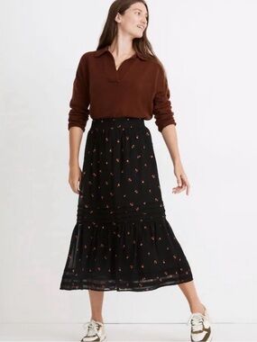 Madewell black tiered midi skirt with rose/mauve flowers